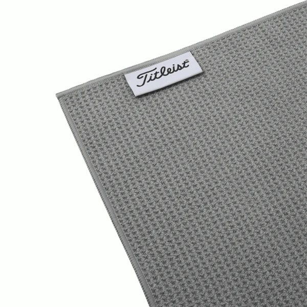 TITLEIST PLAYERS MICROFIBRE TOWEL – GREY 3 TITLEIST PLAYERS MICROFIBRE TOWEL – GREY - Image 3